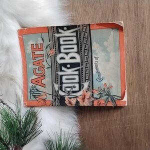 Agate Paperback Vintage Book